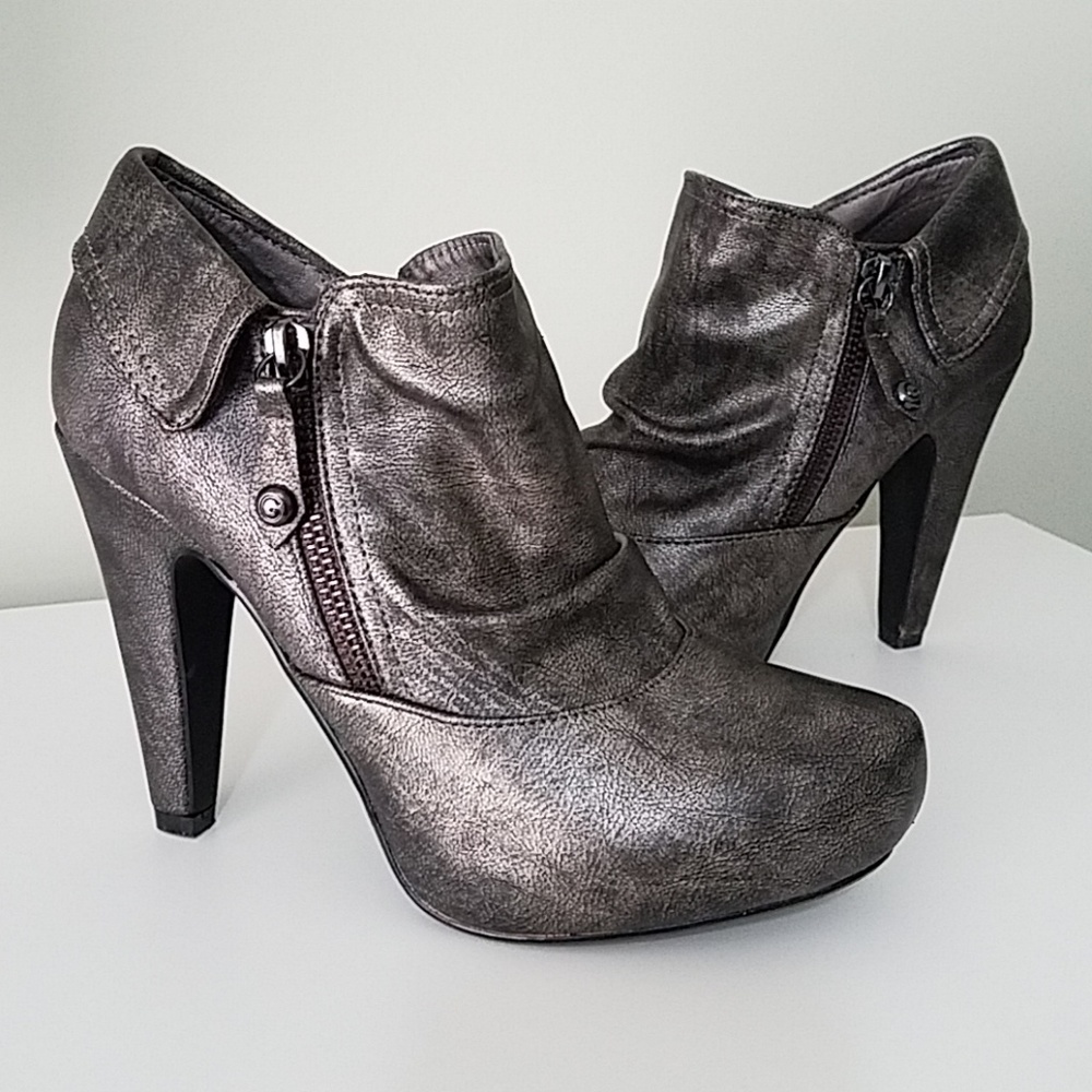 Silver gunmetal slouchy booties heels
